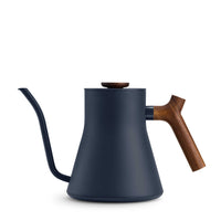 Fellow Stagg EKG Pro electric kettle in stone blue with walnut, detail view 8